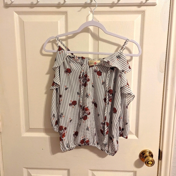 3/$15🧡 Wishful Park Girl's Top - Picture 1 of 11